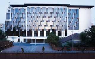 Vivanta hotel escort Colaba